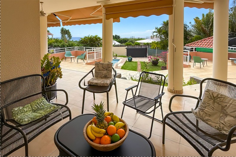 Location villa Sainte Luce pont café